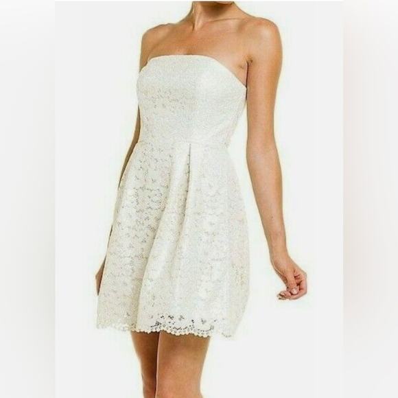 Lilly Pulitzer Marielle Cameo White Race For This Lace Strapless Dress - Picture 3 of 12